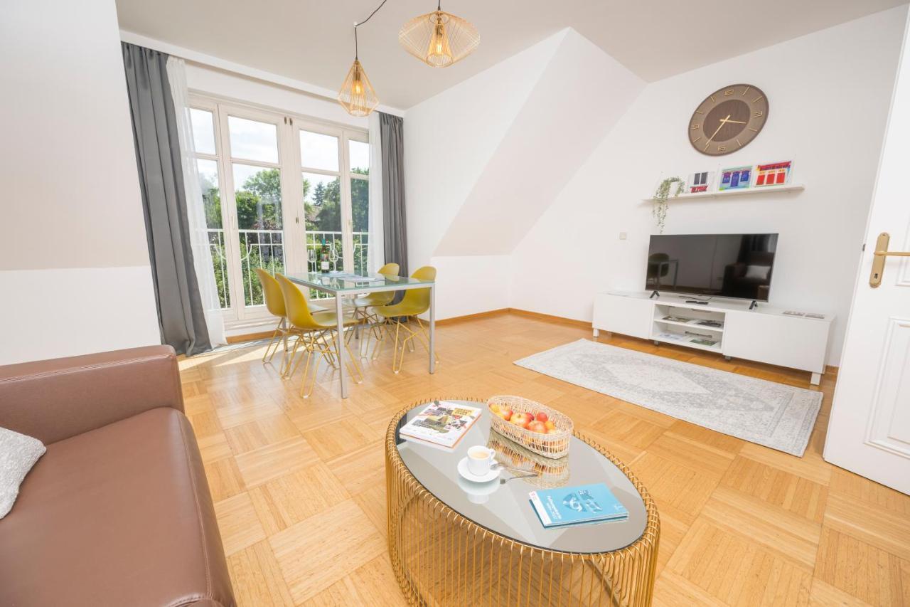 Terrace Lounge Ober St Veit Apartment *